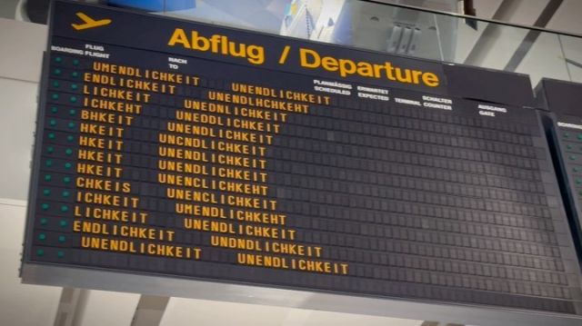 Unendlichkeit in 14 x 58. RA-da-da-da-da macht es. Lettern fallen. Ein paar Individualisten tanzen aus der Reihe. Unendlichkeit auf einer alten Fallblattanzeige visualisieren. Eine liegende Acht oder doch eine intergalaktische Sonnenbrille? Die Zahl PI hat doch was mit einem Kreis zu tun! Sowas darf man programmieren, wenn im Deutschen Museum Musik zum Anfassen aufschlägt. Schöne Aktion! .
.
.
.
Infinity in 14 x 58. RA-da-da-da-da does it. letters fall. A few individualists step out of line. Visualizing infinity on an old display. A figure eight or an intergalactic pair of sunglasses? The number PI has something to do with a circle! You can program something like that when working for MUSIK ZUM ANFASSEN at Deutsches Museum. Nice action! 
.
.
.
#deutschesmuseum #musikzumanfassen #analogart #fallblattanzeige #unendlichkeit #infinity #departure #terminal #gate #blackhole #time #gravity #cosmos #graphicdesign #sunglasses