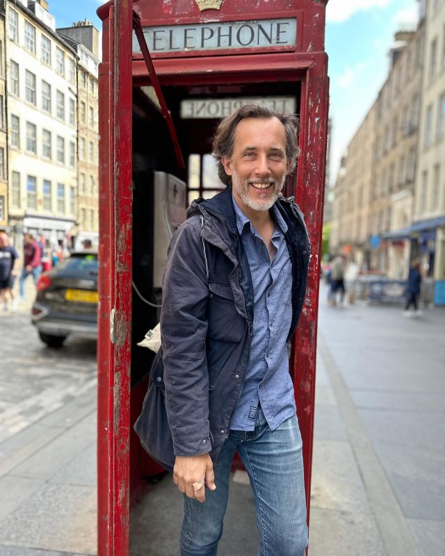 In this red telephone booth, I couldn't help but reflect in a happy way on the power of communication in art. 📞 For a creative person, communication is about expressing ideas, emotions, and stories that resonate with others. Or maybe just to connect yourself to yourself? ✨ Yes, art can help to build bridges, but sometimes communication doesn't require being the primary speaker. Then it's better to listen. And no one is perfect, everyone makes mistakes in communication and it seems to be a natural part of the learning process.  #ArtisticReflections #CommunicationInArt #ArtisticExpression
#VisualStorytelling #AudioVisualArt #CreativeCommunication #ArtAndEmotion #VisualArts #ArtisticJourney
#ArtisticInspiration #ArtisticDialogue #CreativeExpression #ArtisticVision #ArtisticNarrative #ArtisticConnectivity #ArtisticConversations